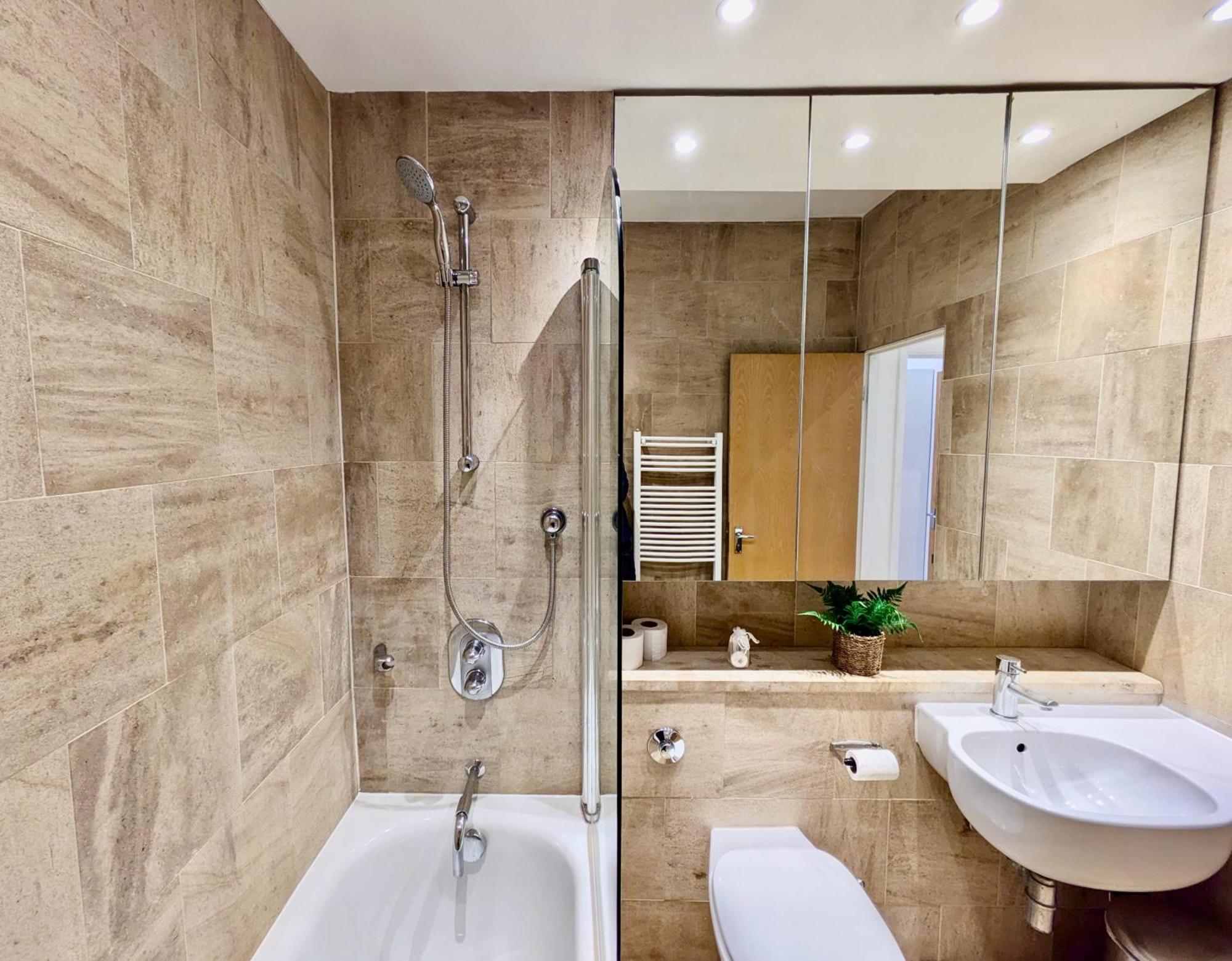 Appartamento Stunning 2br Flat In Londra